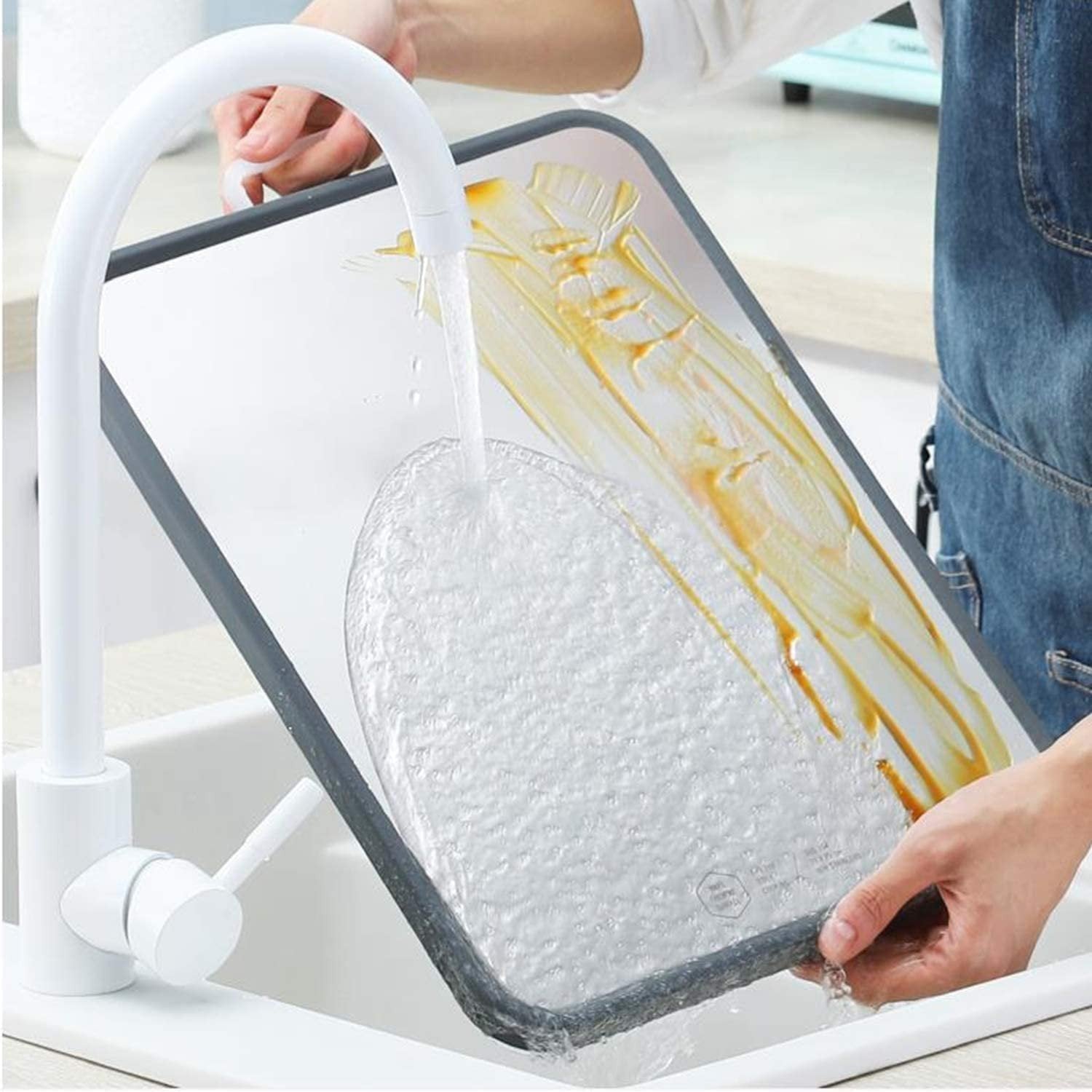 DOUBLE-SIDED STAINLESS STEEL CUTTING BOARD 38.5CM L, 27CM W
