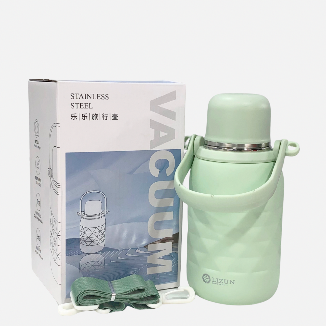 LIZUN VACCUM BOTTLES IN 3 COLOURS 900ML